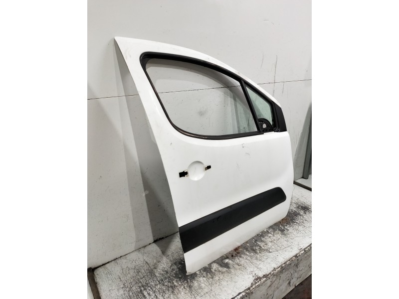 Recambio de puerta delantera derecha para citroen berlingo cuadro referencia OEM IAM   4P