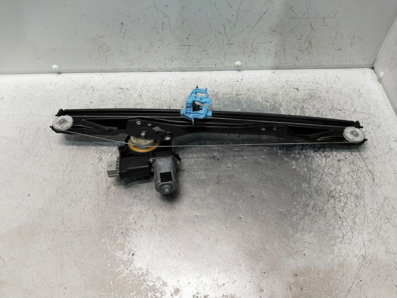 Recambio de elevalunas delantero derecho para fiat doblo cargo referencia OEM IAM 72027003 1060766 5P