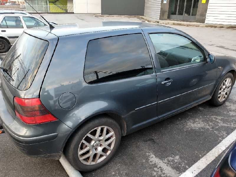 volkswagen golf iv berlina (1j1) del año 1999