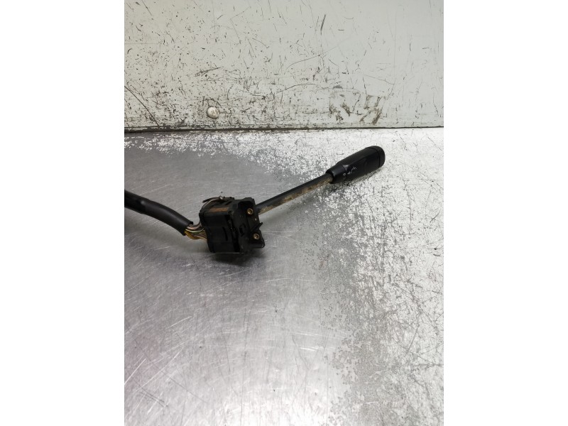 Recambio de mando limpia para mercedes clase c (w201) berlina referencia OEM IAM 2015450624  