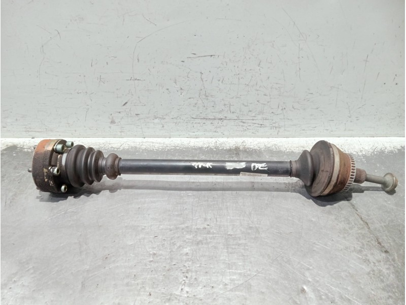 Recambio de transmision trasera derecha para audi a6 avant (4b5) referencia OEM IAM 4Z7501203A  