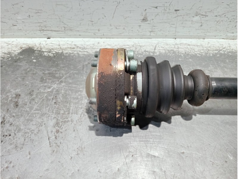 Recambio de transmision trasera derecha para audi a6 avant (4b5) referencia OEM IAM 4Z7501203A  