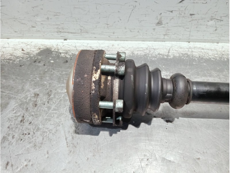 Recambio de transmision trasera izquierda para audi a6 avant (4b5) referencia OEM IAM 4Z7501203A  