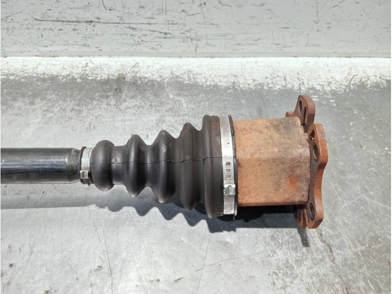 Recambio de transmision delantera izquierda para audi a6 avant (4b5) referencia OEM IAM 4Z7407271E  