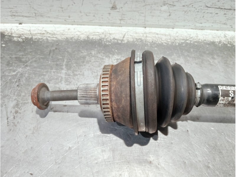 Recambio de transmision delantera izquierda para audi a6 avant (4b5) referencia OEM IAM 4Z7407271E  