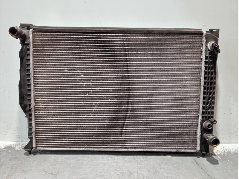 Recambio de radiador agua para audi a6 avant (4b5) referencia OEM IAM   
