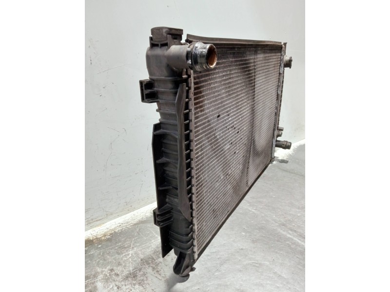 Recambio de radiador agua para audi a6 avant (4b5) referencia OEM IAM   