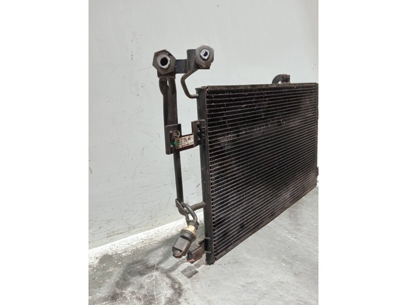 Recambio de condensador / radiador aire acondicionado para audi a6 avant (4b5) referencia OEM IAM 4Z7260401B MF4467003432 
