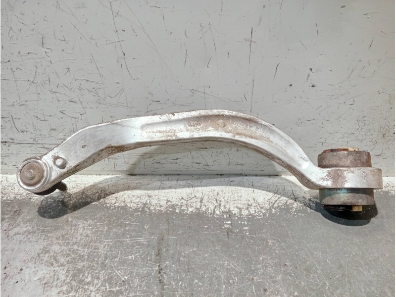 Recambio de brazo suspension inferior delantero derecho para audi a6 avant (4b5) referencia OEM IAM   