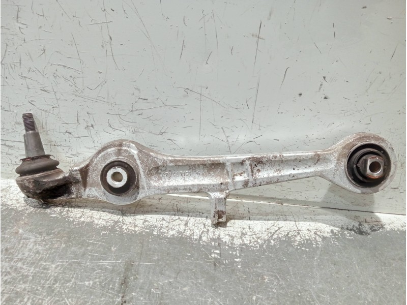 Recambio de brazo suspension inferior delantero izquierdo para audi a6 avant (4b5) referencia OEM IAM 4Z7407151G  