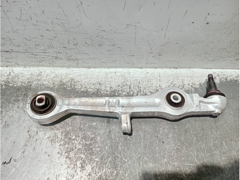 Recambio de brazo suspension inferior delantero izquierdo para audi a6 avant (4b5) referencia OEM IAM 4Z7407151G  