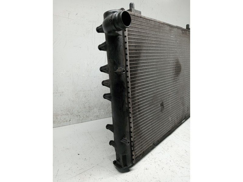 Recambio de radiador agua para lancia thesis (115) referencia OEM IAM 867562UF  