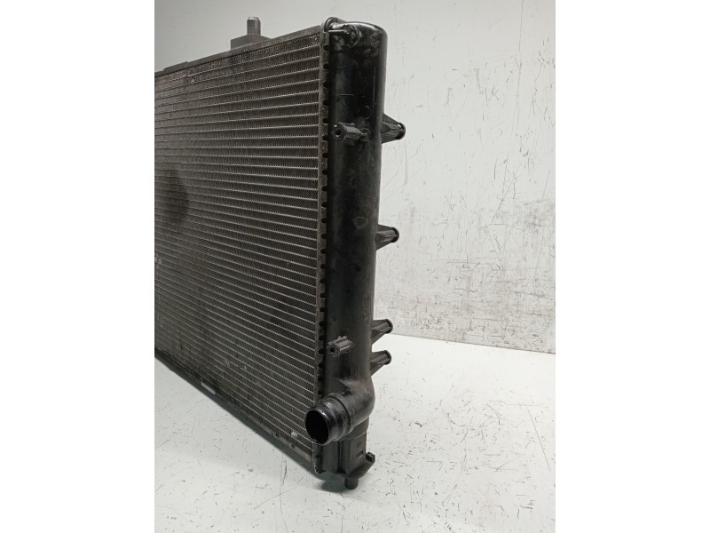 Recambio de radiador agua para lancia thesis (115) referencia OEM IAM 867562UF  