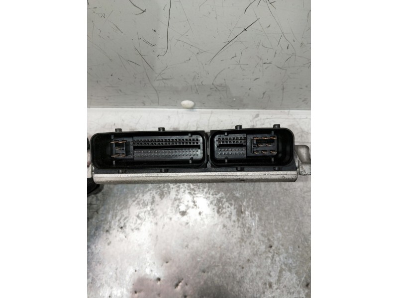 Recambio de centralita motor uce para volkswagen polo (9n3) referencia OEM IAM 036906034JC 6160125002 
