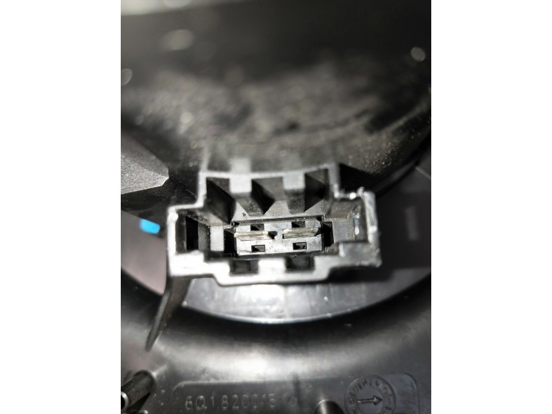 Recambio de motor calefaccion para volkswagen polo (9n3) referencia OEM IAM 6Q1820015G  