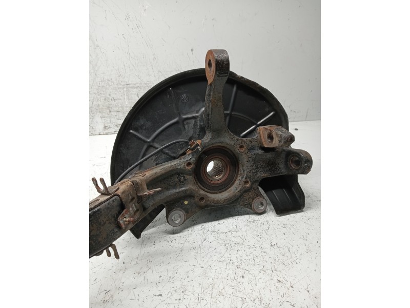 Recambio de mangueta delantera izquierda para lancia thesis (115) referencia OEM IAM   