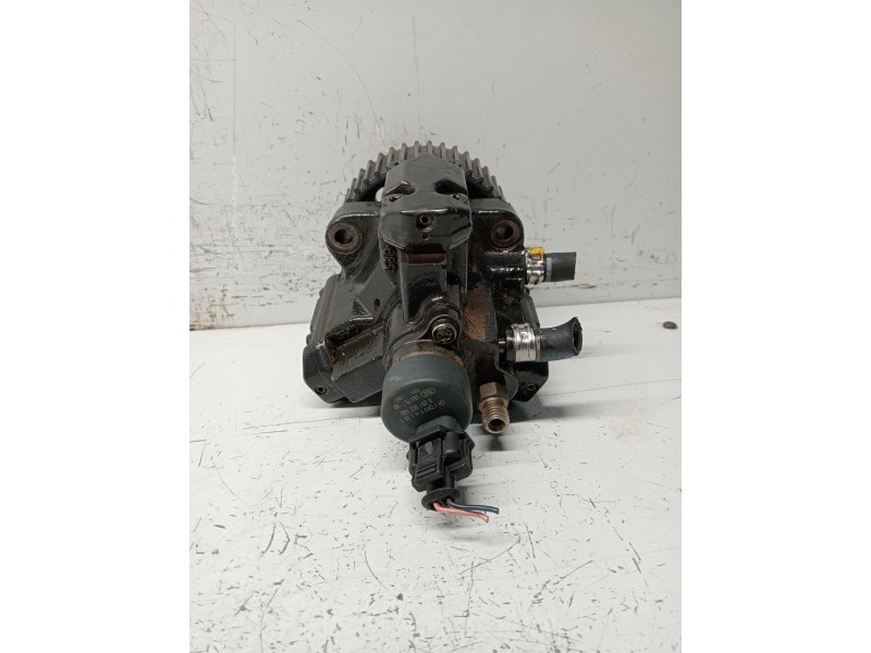 Recambio de bomba inyeccion para lancia thesis (115) referencia OEM IAM 0445010006  