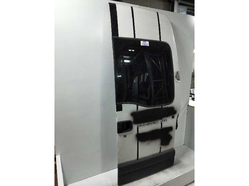 Recambio de puerta trasera derecha para opel movano 2.8 dti referencia OEM IAM ACRISTALADA  