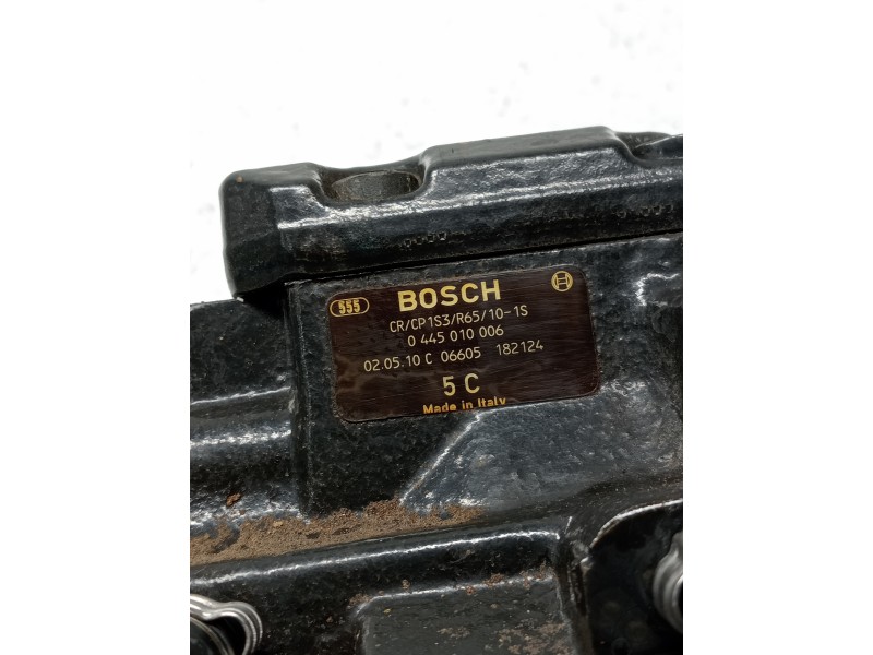 Recambio de bomba inyeccion para lancia thesis (115) referencia OEM IAM 0445010006  