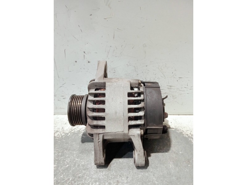 Recambio de alternador para fiat stilo (192) referencia OEM IAM 46782213 63321826 