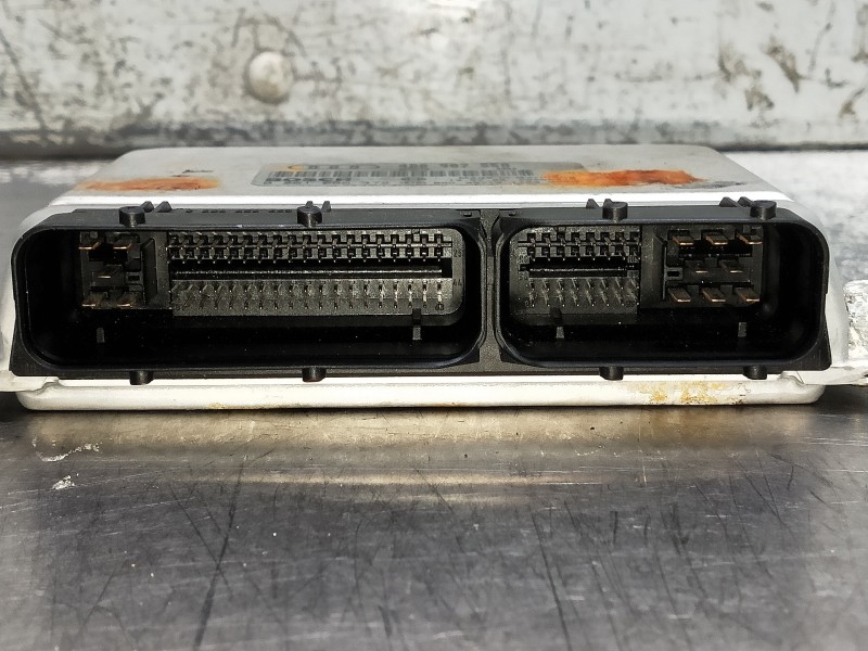 Recambio de centralita motor uce para audi s6 berlina (4b4) referencia OEM IAM 0261206372 4DO907558 