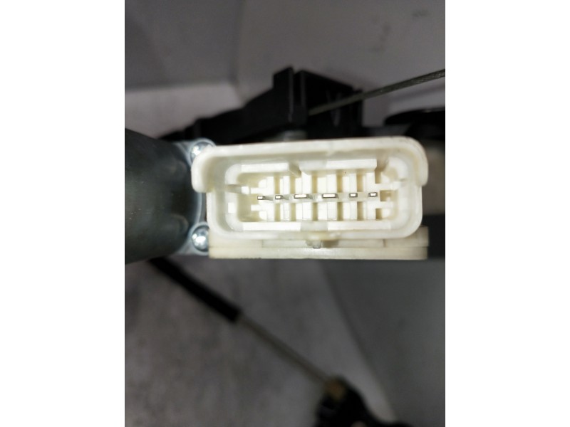 Recambio de elevalunas delantero derecho para citroen c4 picasso referencia OEM IAM 9675924680  