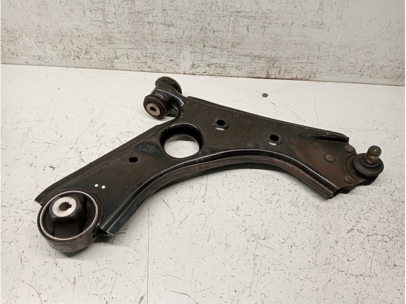 Recambio de brazo suspension inferior delantero derecho para fiat doblo cargo referencia OEM IAM   