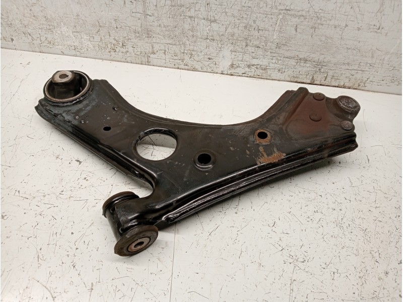 Recambio de brazo suspension inferior delantero derecho para fiat doblo cargo referencia OEM IAM   
