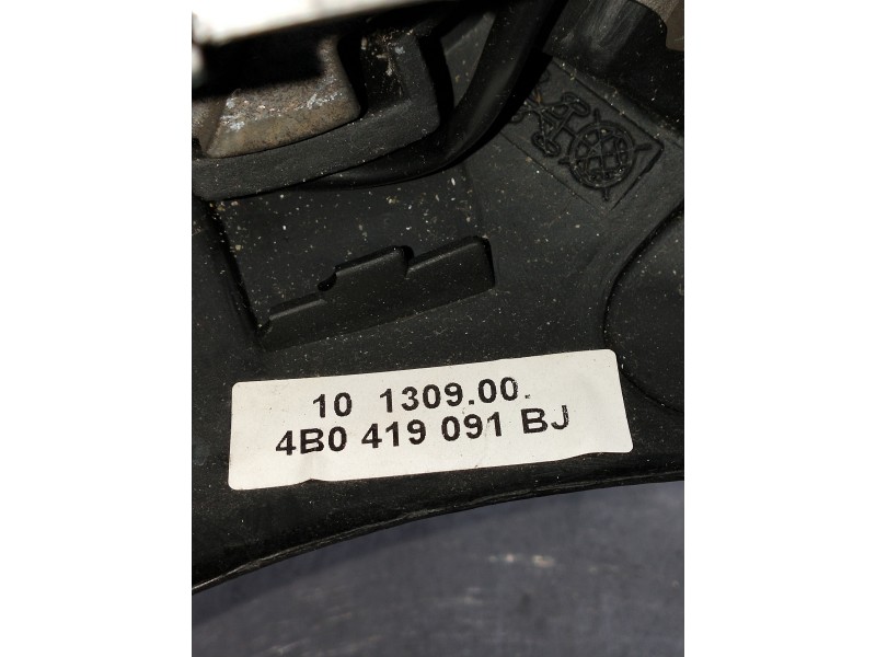 Recambio de volante para audi s6 berlina (4b4) referencia OEM IAM 4B0419091BJ  