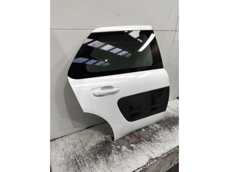 Recambio de puerta trasera derecha para citroen c4 cactus referencia OEM IAM   5P