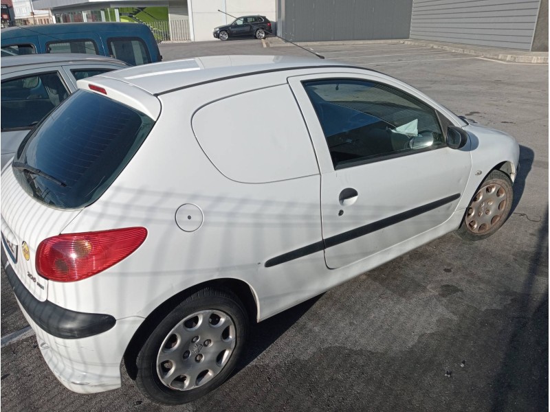 peugeot 206 berlina del año 2005