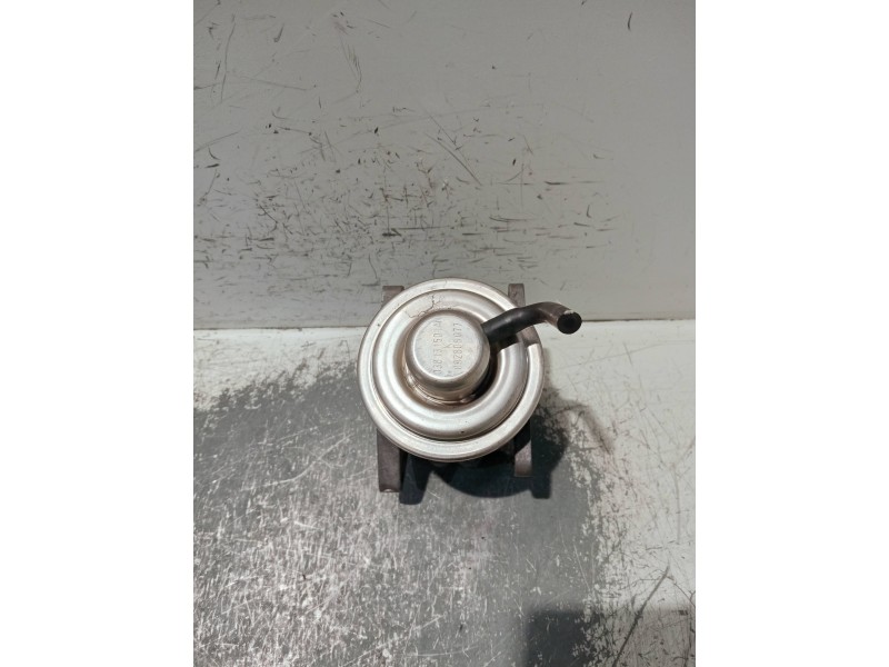 Recambio de valvula egr para audi a3 (8p) 2.0 tdi referencia OEM IAM 038129637D  