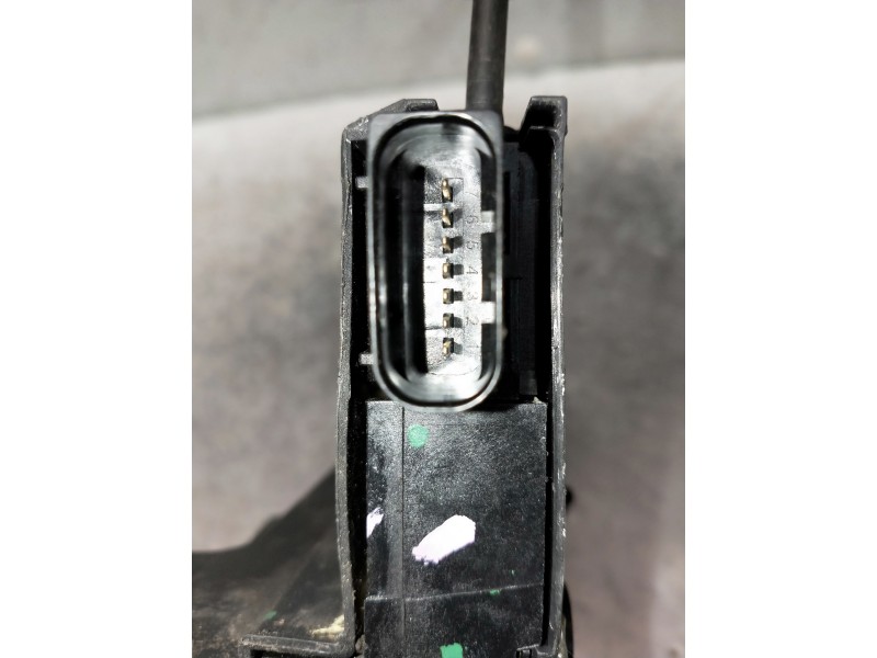 Recambio de motor cierre centralizado delantero derecho para citroen c4 picasso referencia OEM IAM 9810310280  5P