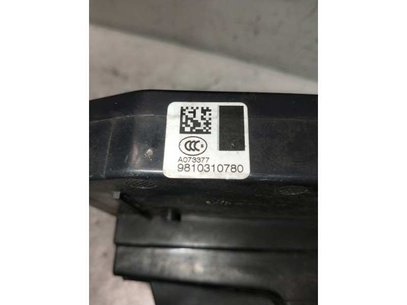 Recambio de motor cierre centralizado trasero derecho para citroen c4 picasso referencia OEM IAM 9810310780  5P
