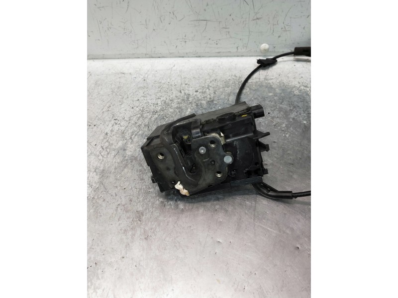 Recambio de motor cierre centralizado trasero izquierdo para citroen c4 picasso referencia OEM IAM 9810310880  5P