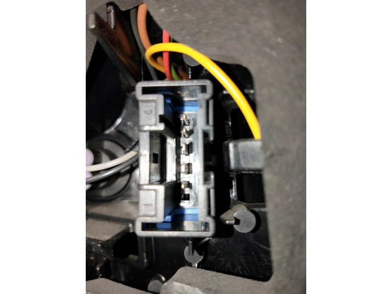 Recambio de piloto trasero izquierdo para citroen c4 picasso referencia OEM IAM   