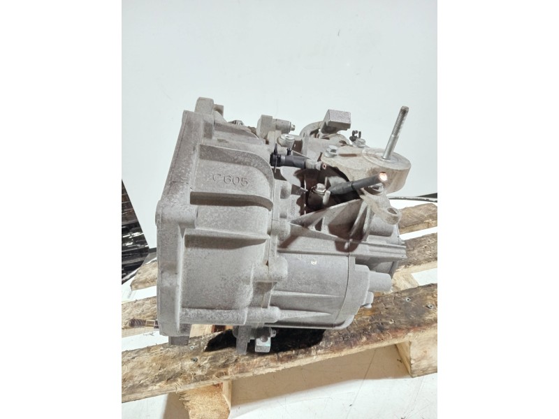 Recambio de caja cambios para fiat stilo (192) referencia OEM IAM 7721581 251051404 5V