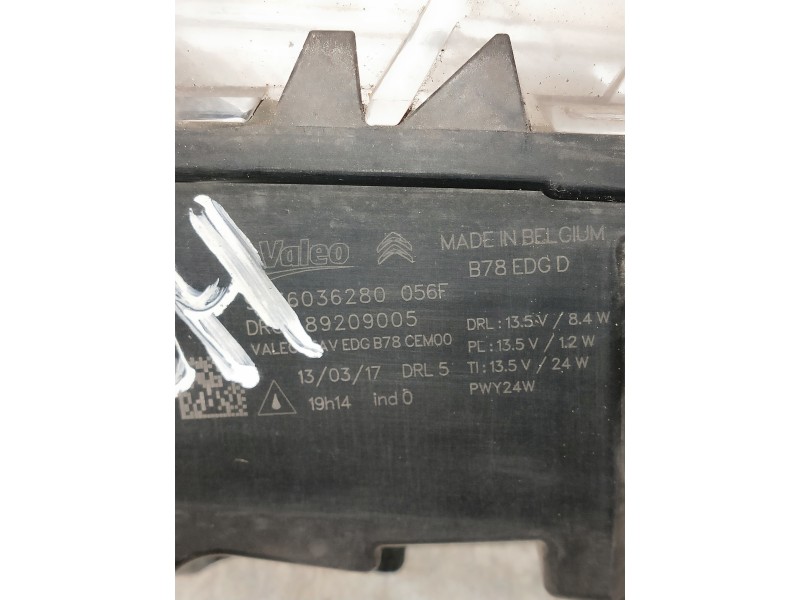 Recambio de faro derecho para citroen c4 picasso referencia OEM IAM 9676036280 89209005 