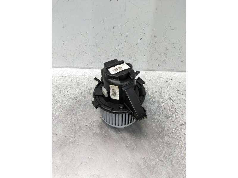 Recambio de volante para citroen c4 picasso referencia OEM IAM 5P1331000  