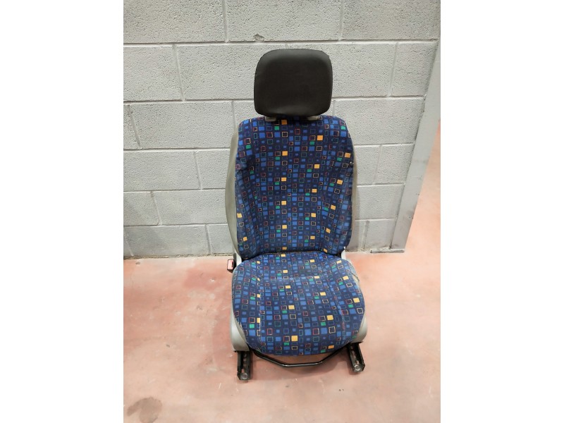 Recambio de asiento para volkswagen crafter combi (2e) referencia OEM IAM   
