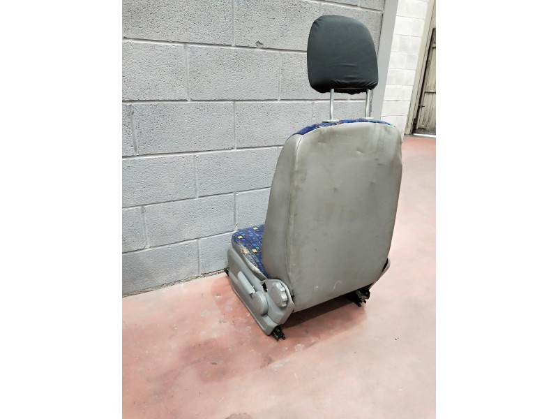 Recambio de asiento para volkswagen crafter combi (2e) referencia OEM IAM   