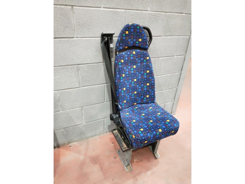 Recambio de asiento para volkswagen crafter combi (2e) referencia OEM IAM   
