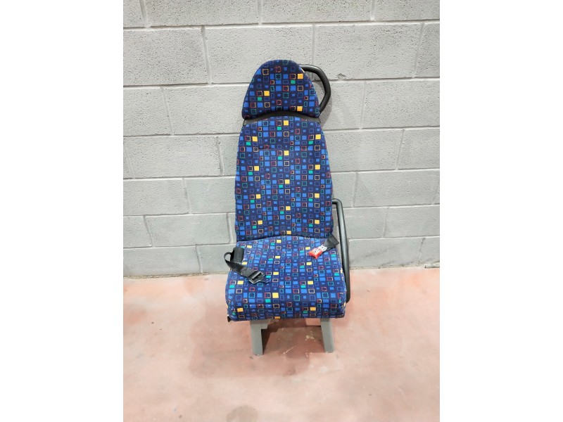 Recambio de asiento para volkswagen crafter combi (2e) referencia OEM IAM   