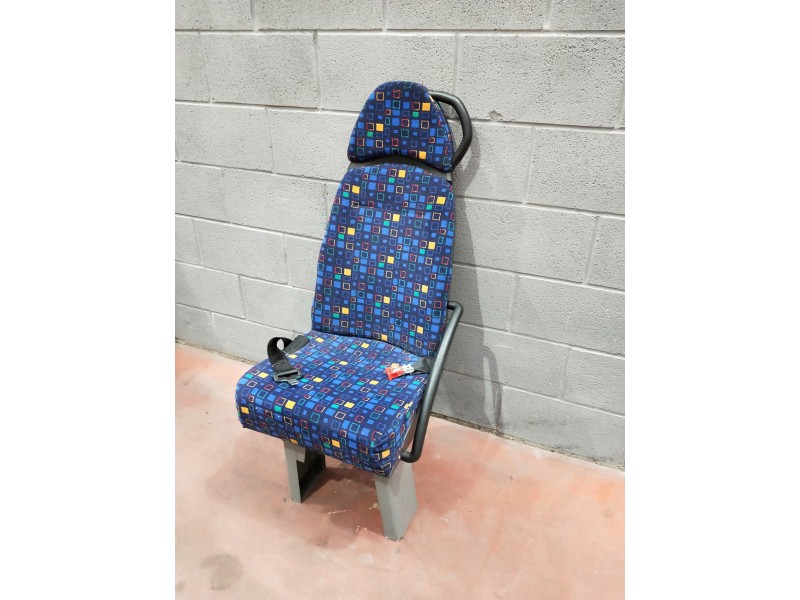 Recambio de asiento para volkswagen crafter combi (2e) referencia OEM IAM   