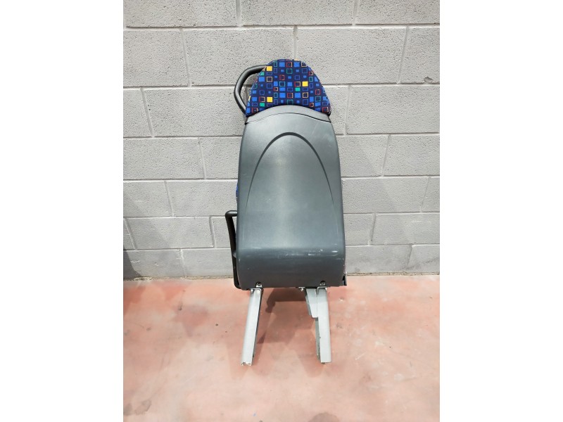 Recambio de asiento para volkswagen crafter combi (2e) referencia OEM IAM   