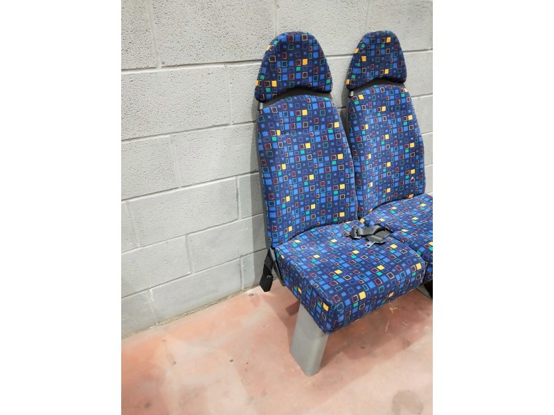 Recambio de asiento para volkswagen crafter combi (2e) referencia OEM IAM   