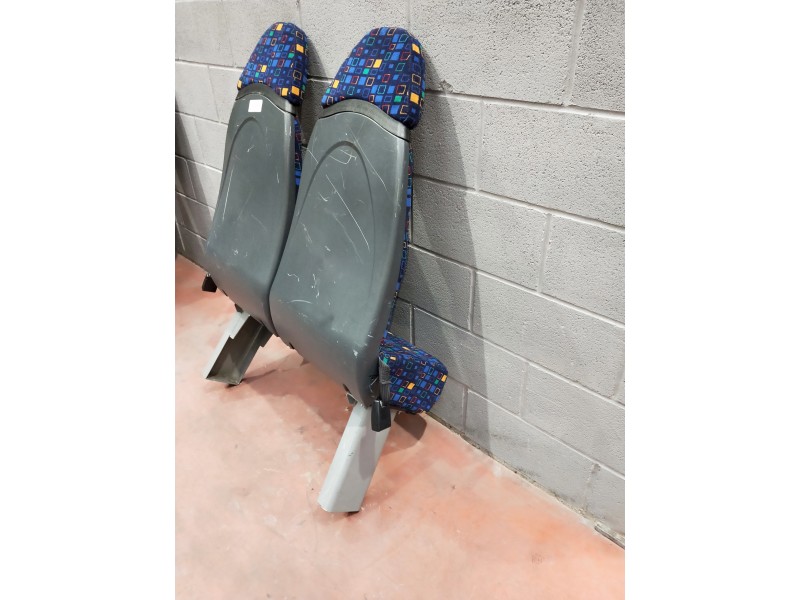 Recambio de asiento para volkswagen crafter combi (2e) referencia OEM IAM   