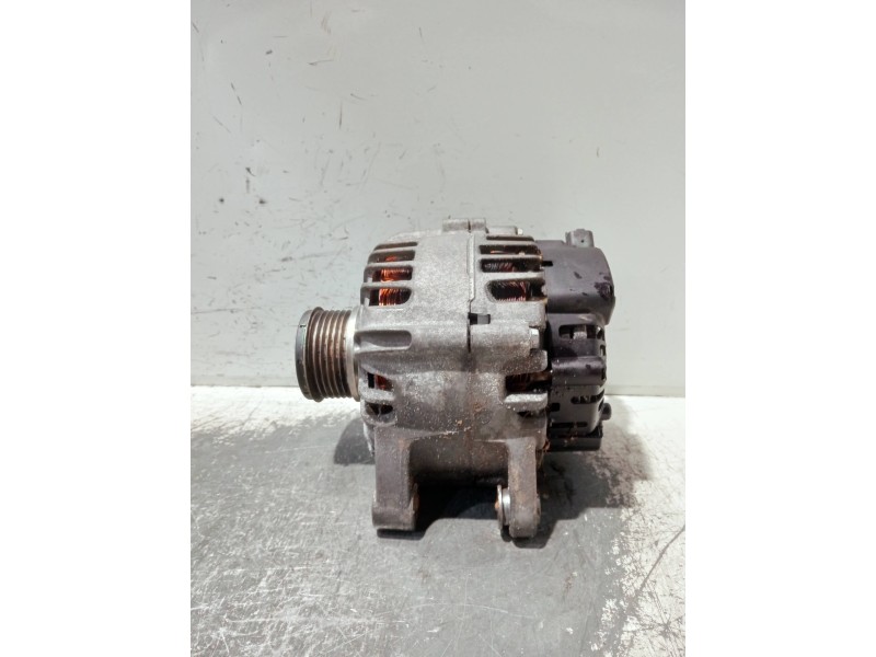 Recambio de alternador para citroen c4 cactus referencia OEM IAM 9810971880 2624851B TG12C228