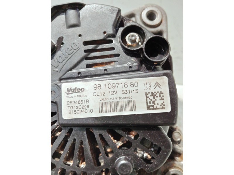 Recambio de alternador para citroen c4 cactus referencia OEM IAM 9810971880 2624851B TG12C228