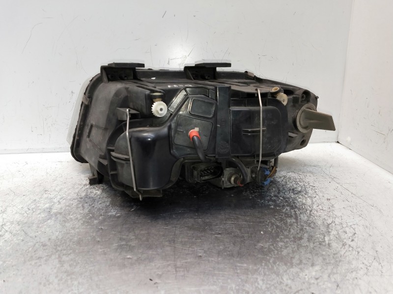 Recambio de faro derecho para audi s6 berlina (4b4) referencia OEM IAM   XENON